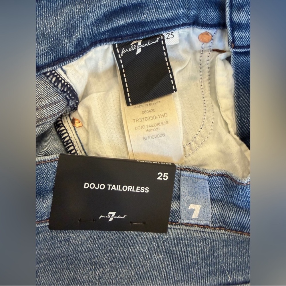7 For All Mankind Tailorless Dojo Jeans Women's Flare Leg Trousers NWT Size 25 - Picture 6 of 8